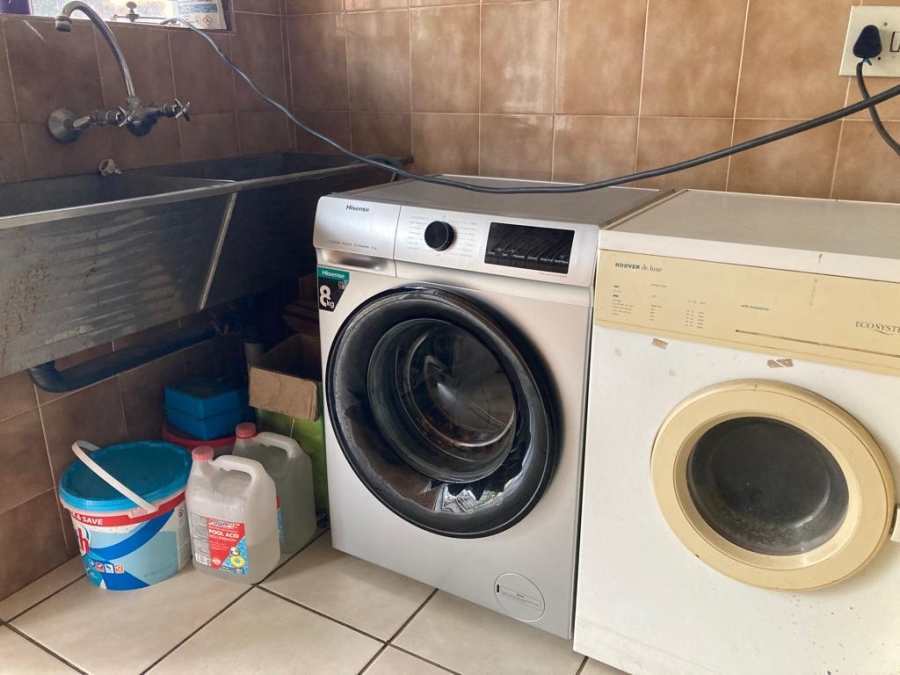 Commercial Property for Sale in Waterval East North West